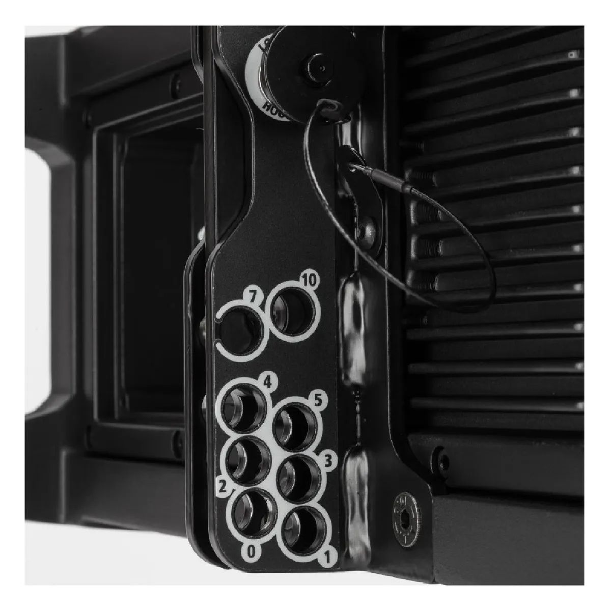 Line-Array-Ativo-2x6-Polegadas-2-Vias-1400W-HDL6-A-110V---RCF-8
